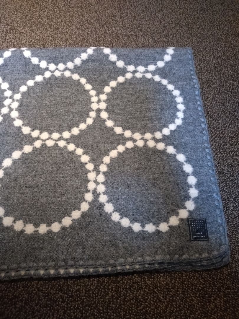 ミナペルホネン　ブランケット　タンバリン グレー