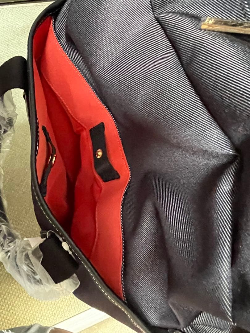 スワニーキャリーバッグ　(ストッパー付き)新品