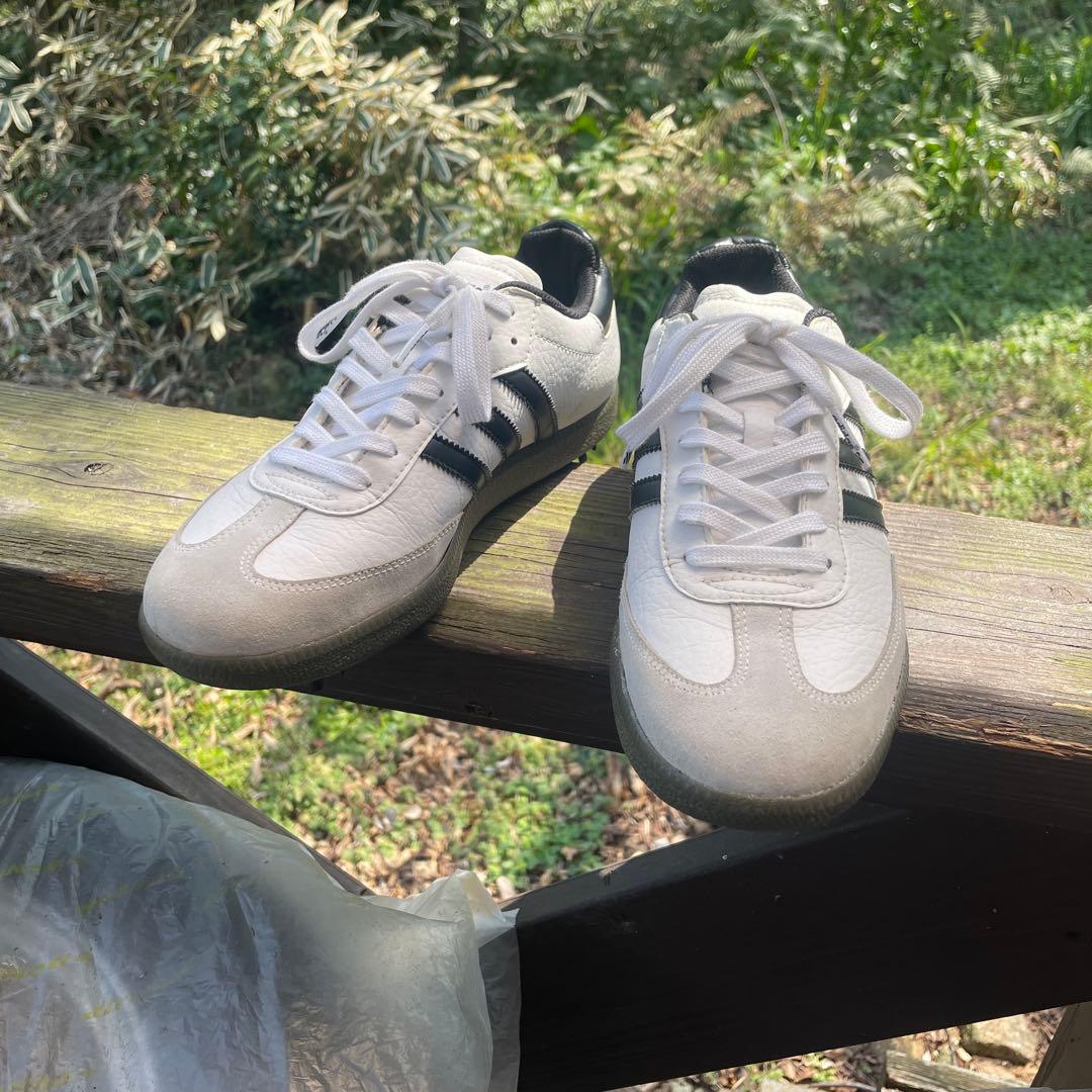 アディダスゴルフシューズ　サンバ25㎝