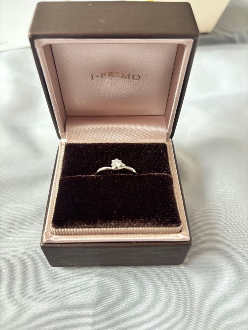 「新品、未使用、Pt」I-PRIMO 婚約指輪