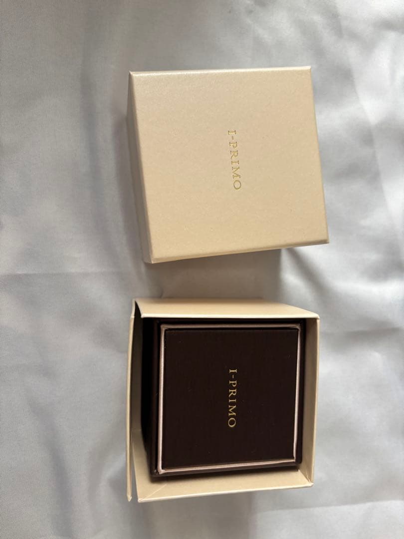 「新品、未使用、Pt」I-PRIMO 婚約指輪