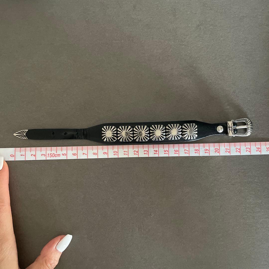 TOGA レザー スタッズバングル