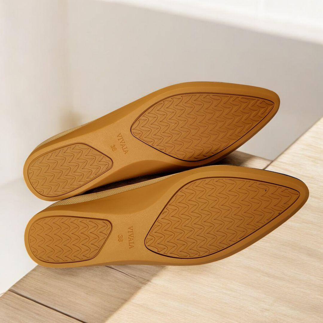 【新品】Aria5°C　VIVAIA 　ポインテッドトゥ　フラットシューズ38