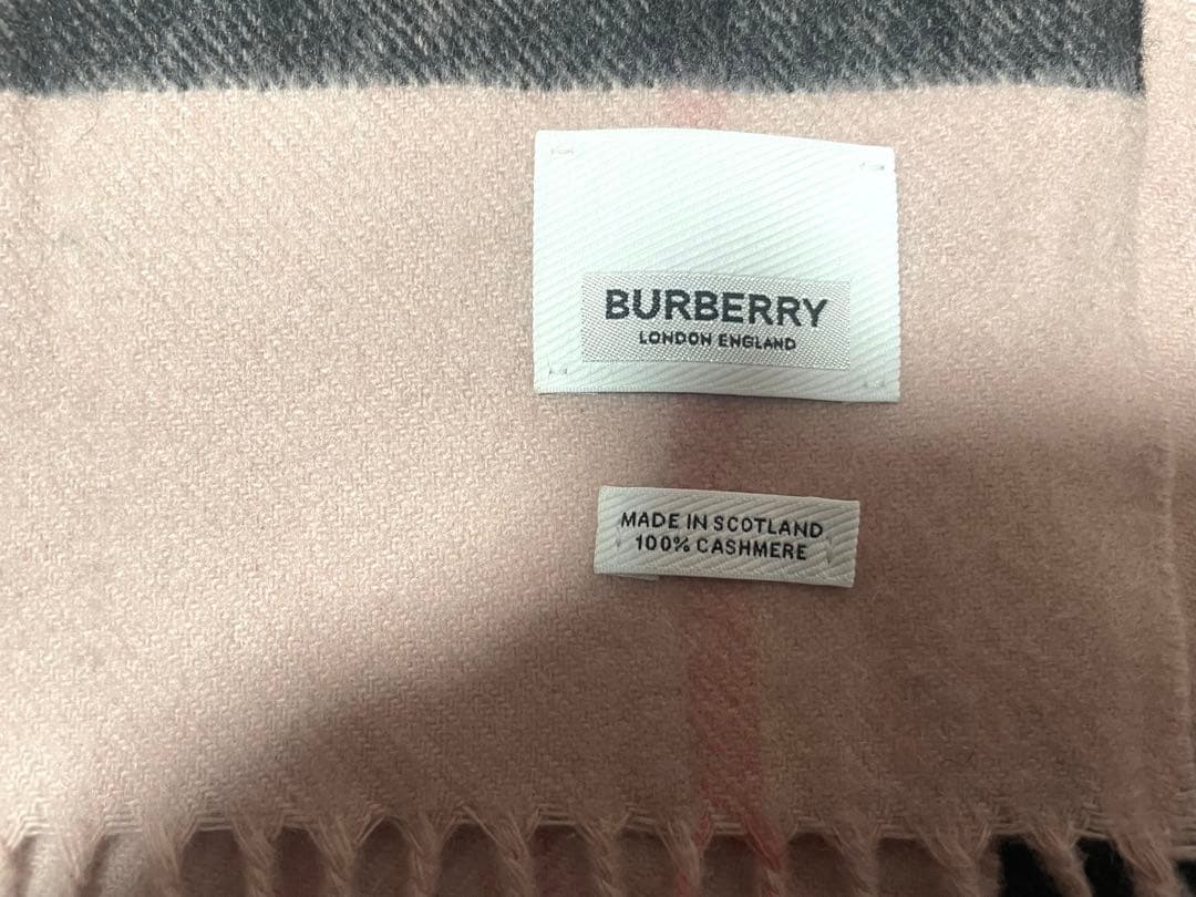 バーバリー　ピンクチェックマフラー