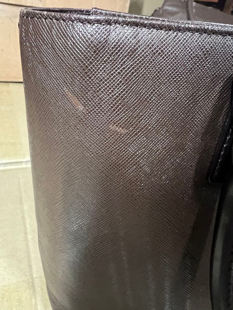 【美品】バーバリー トートバッグ ノバチェック サフィアーノレザー 自立