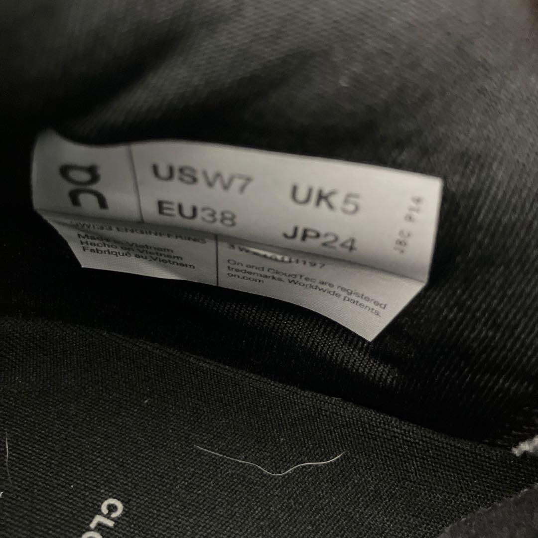 On オン Cloudmonster スニーカー 24cm