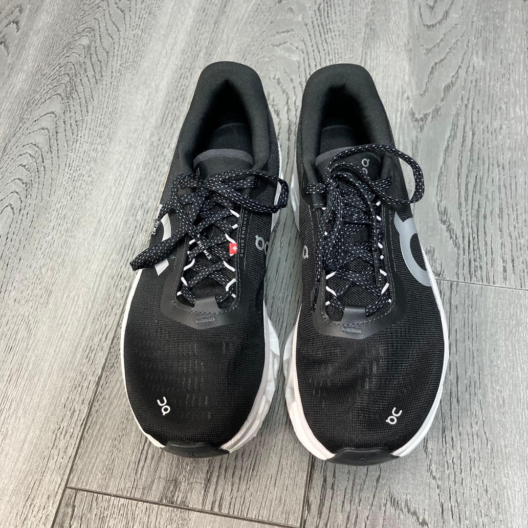 On オン Cloudmonster スニーカー 24cm