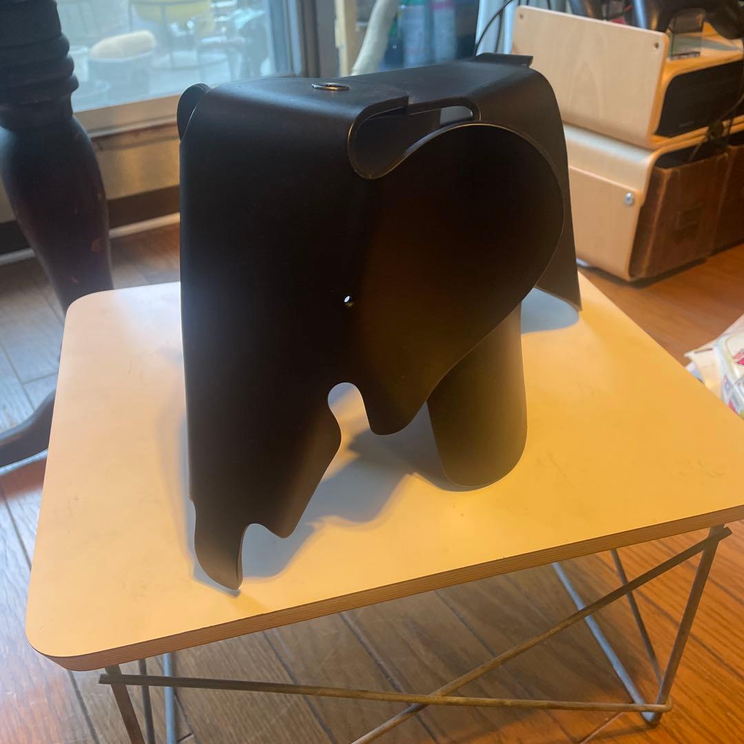 ヴィトラ　エレファント　ハーマンミラー　イームズ