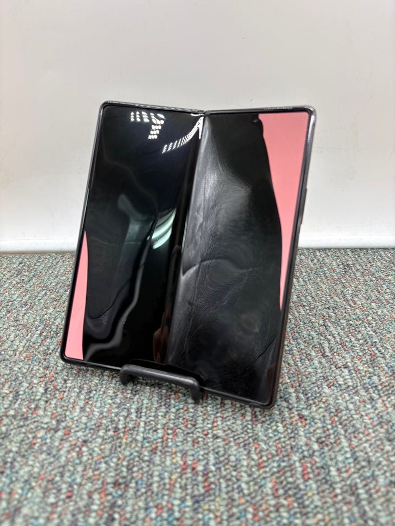 Galaxy Z Fold2 5G　256GB　スマホ　Android　970