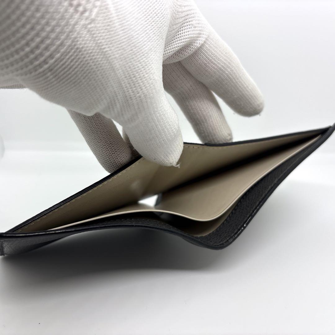 【美品】ヴァレクストラ 二つ折り財布 コンパクトウォレット ダークグレー レザー