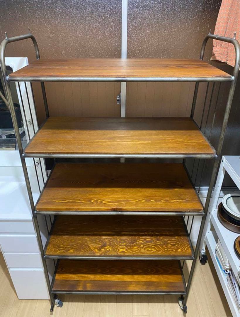 ハリボー様 ジャーナルスタンダード棚