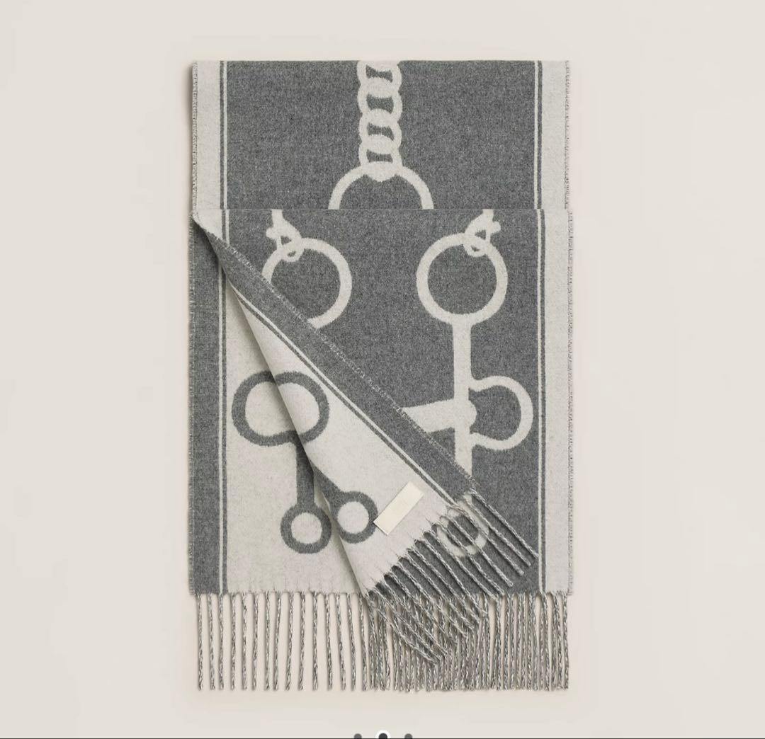 エルメスマフラー　モール　グレー色　新品未使用