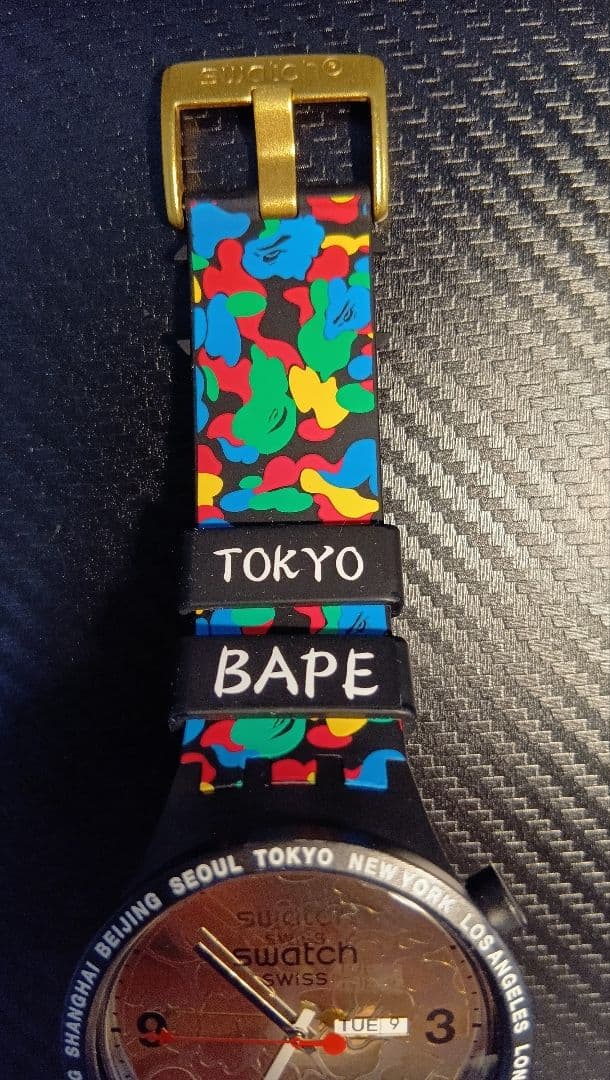 Swatch BAPEコラボ 時計 カラフル ラバーベルト