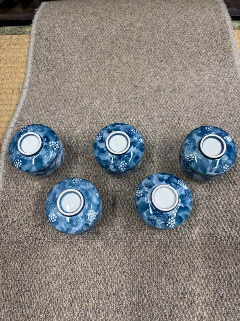 新品　爽やかな青緑のブドウ　小ぶりな蒸椀　ちゃわんむし　54客　景山　有田焼