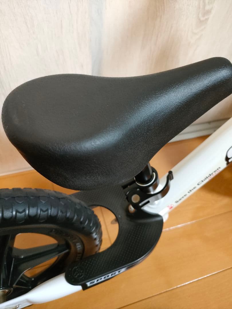 ストライダー 12インチ 白 スポーツモデル ホワイト STRIDER