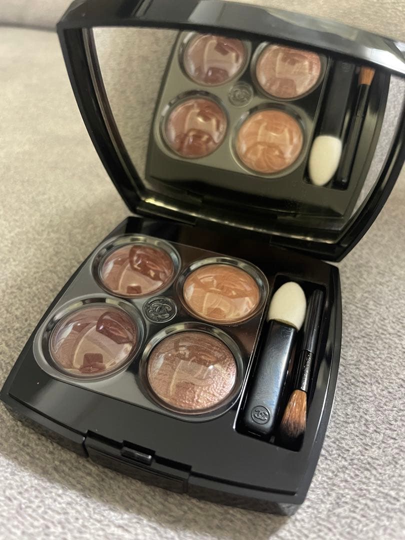 アイシャドウ CHANEL LES 4 OMBRES BOUTONS 219