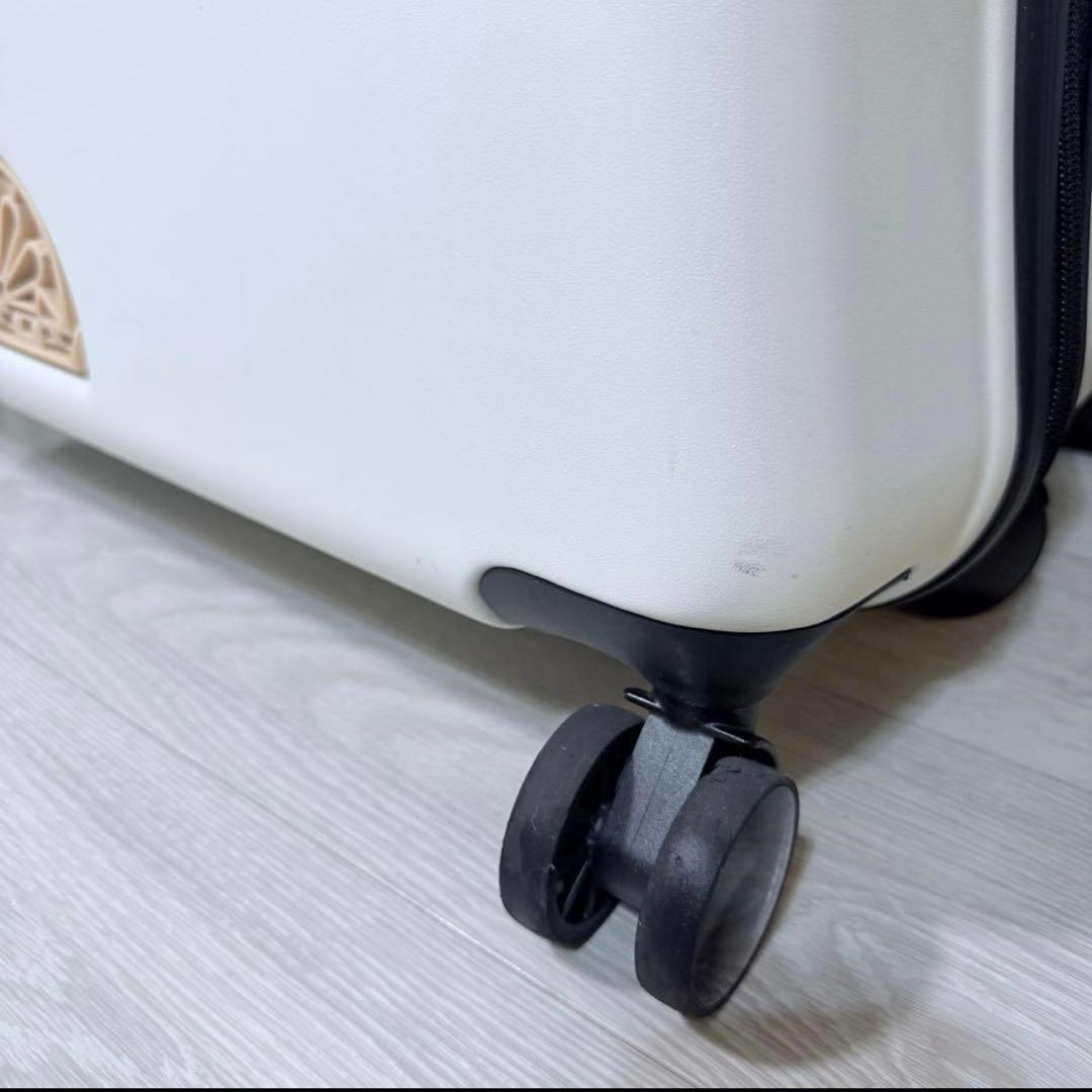 期間限定お値下げ‼️乗れるキャリーケース　キッズトラベル　キッズキャリー