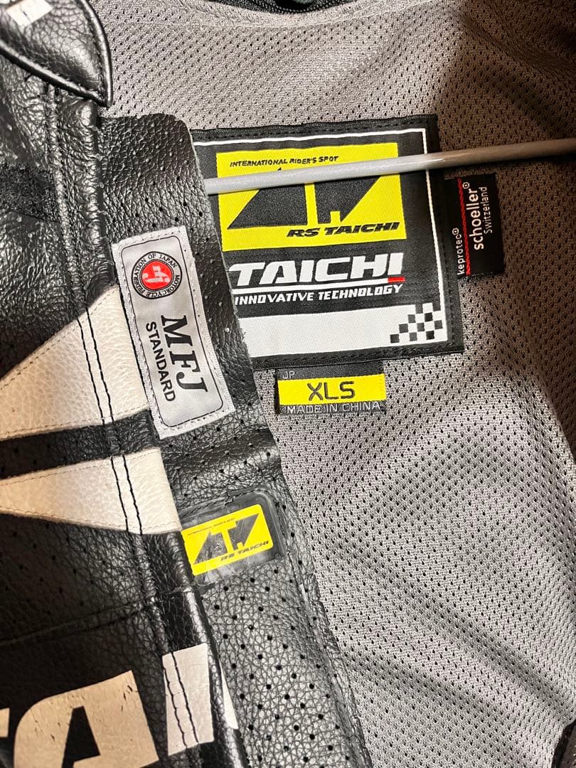 RS TAICHI ツナギ　XLSサイズ