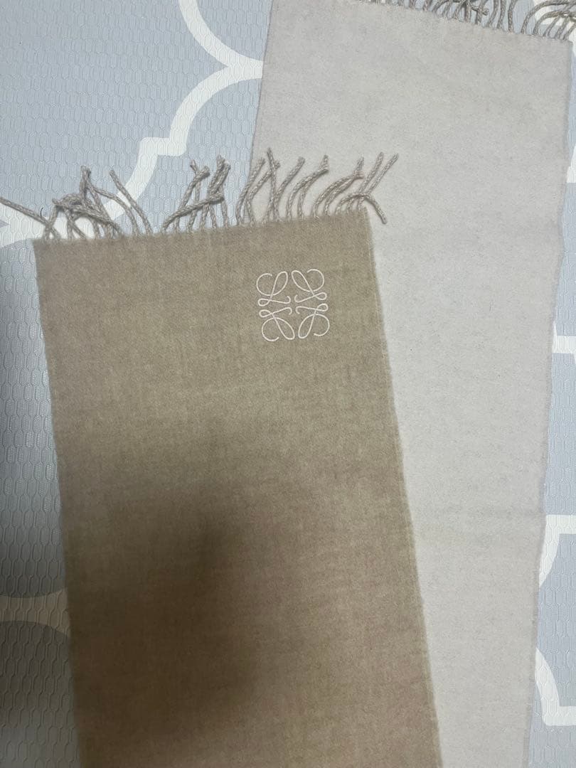 LOEWE マフラー ベージュ