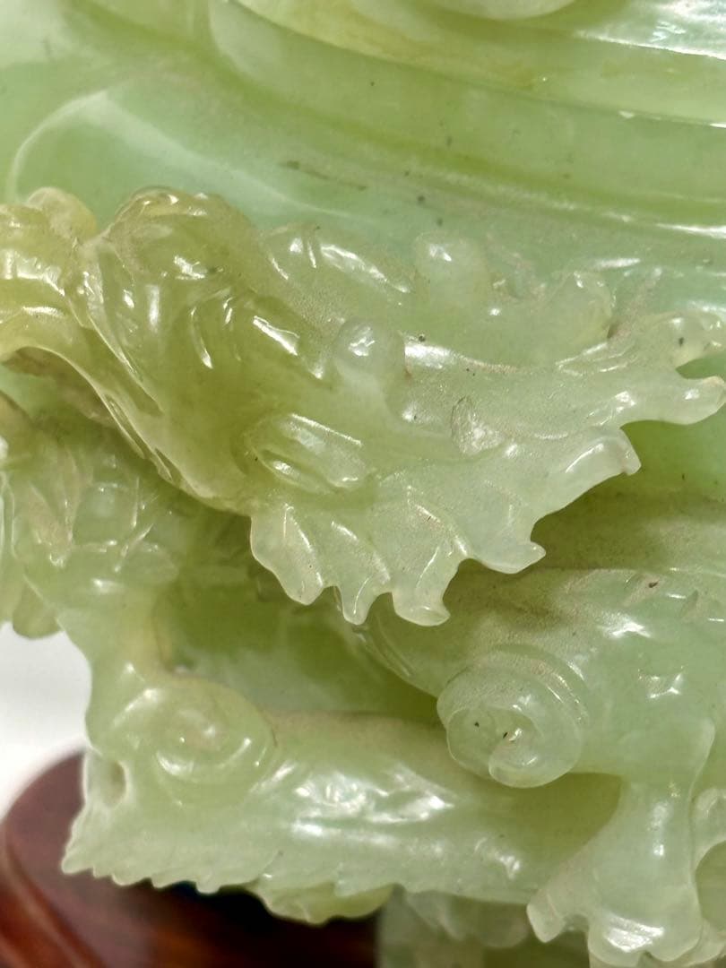 く*ん様 株*I様 #ネフライト彫刻 飾壺（龍装飾・台座付）