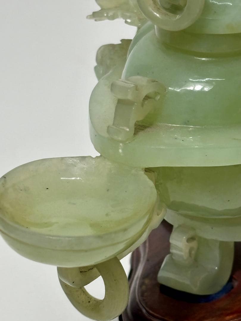 く*ん様 株*I様 #ネフライト彫刻 飾壺（龍装飾・台座付）