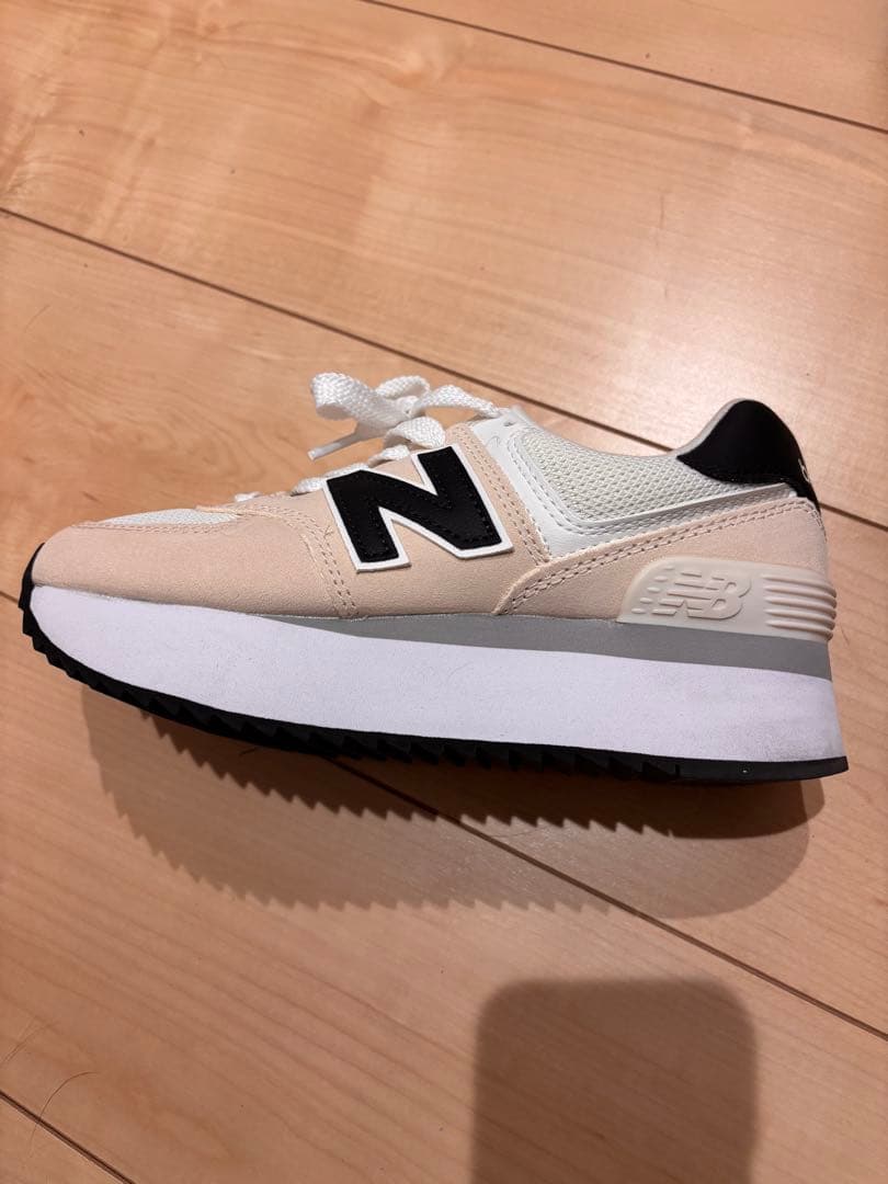 【値下げ中】ニューバランス NEW BALANCE WL574ZAH スニーカー