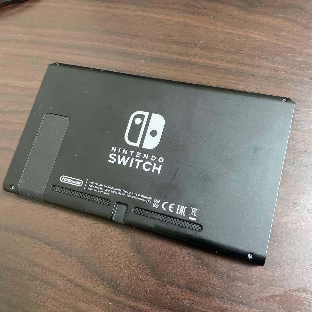 Nintendo Switch 本体、スタンド、ケーブル