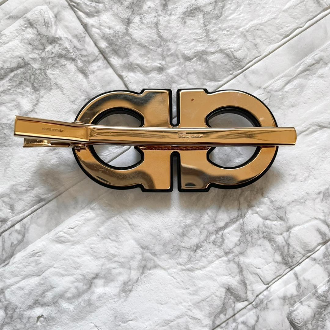 未使用級レア✨Salvatore Ferragamo ヘアクリップ　ガンチーニ