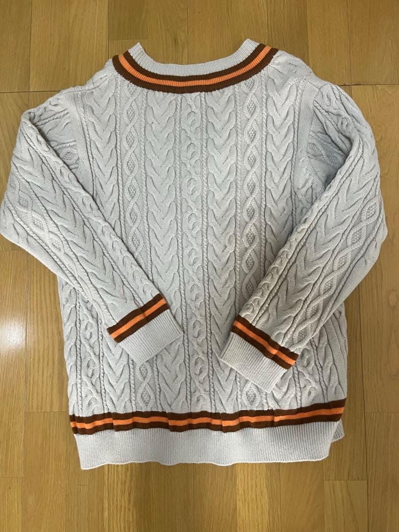 BELLMORE エンブレム Vネックニット セーター