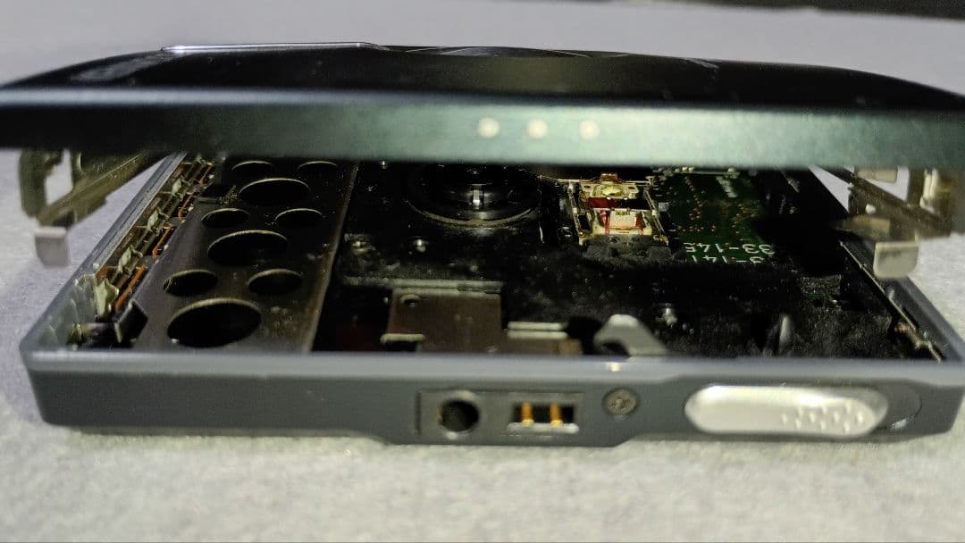 【動作品】KENWOOD DMC-T55 ポータブルMDプレーヤー ブラック