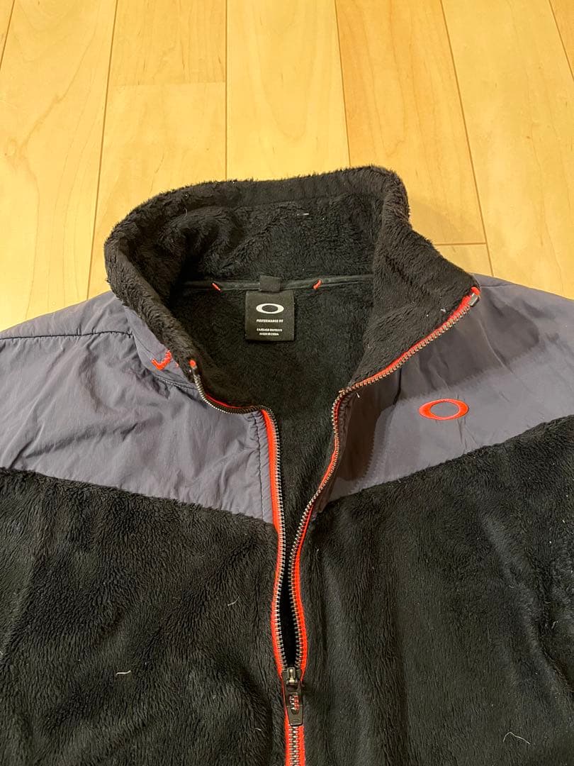 オークリー　ゴルフ　フリース