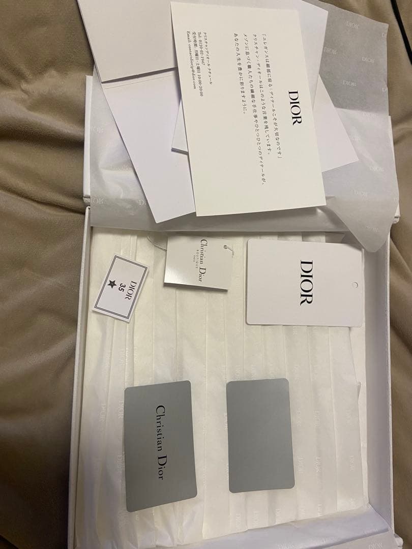 DIOR ［オンライン限定カラー］30 Montaigne ロータスウォレット