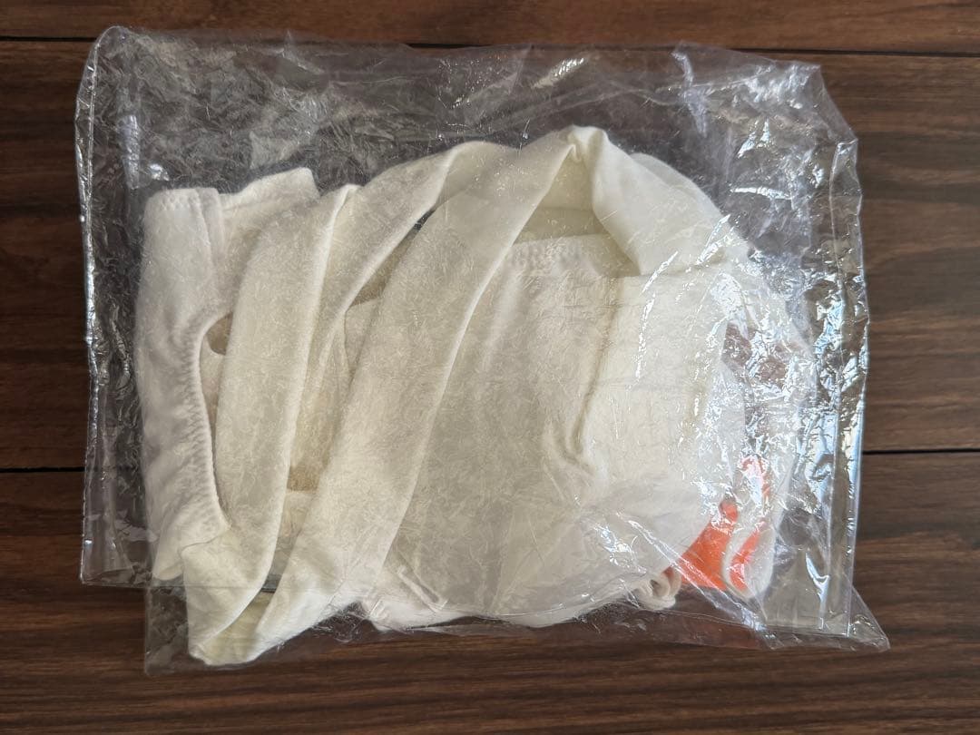 ノンワイヤーなのにぷっくり美胸を作る クロスビキニ San-ai Resort