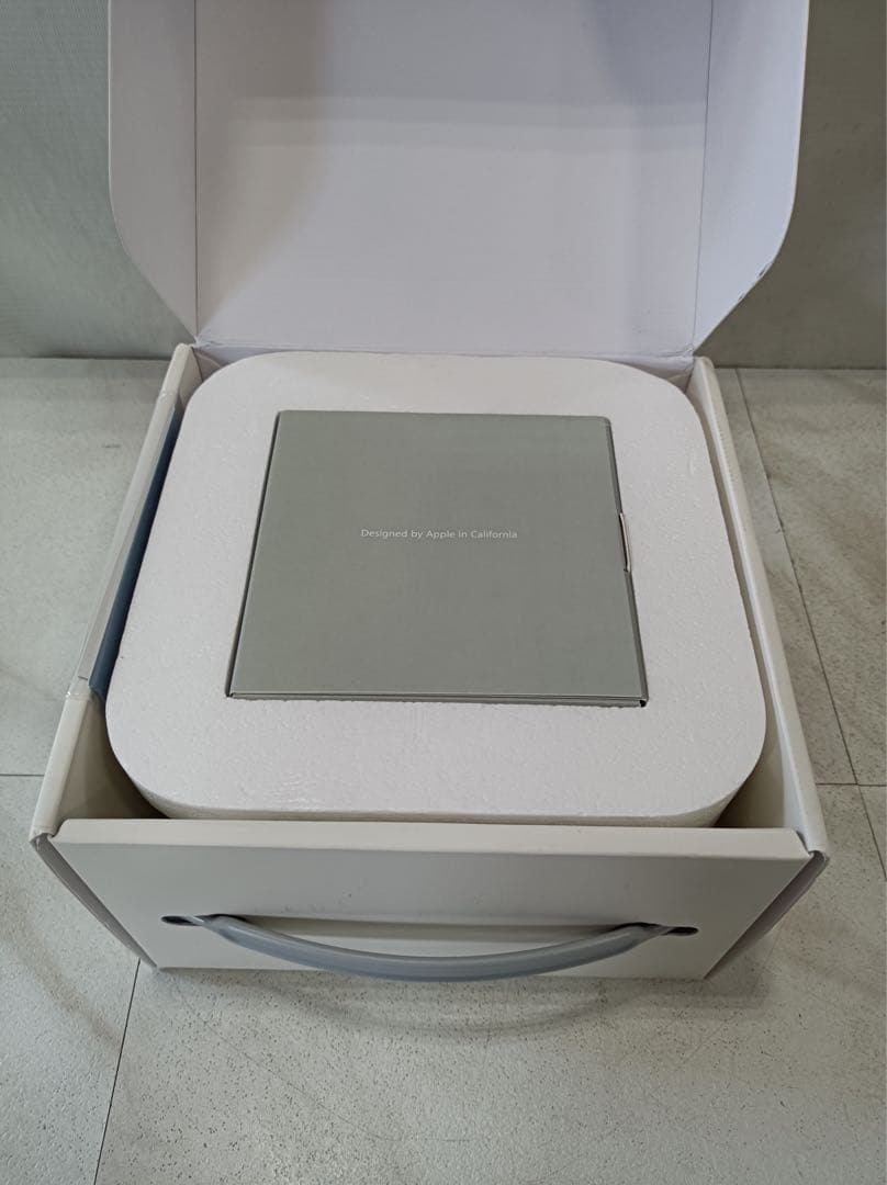 八6413【未使用品】 Apple Mac mini A1176