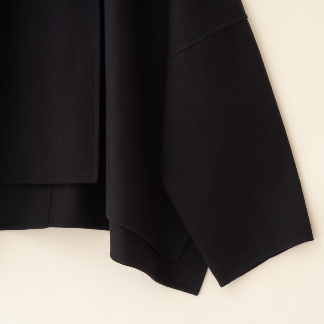 美品 ADORE アドーア ウール混 ノーカラーケープコート 黒 36