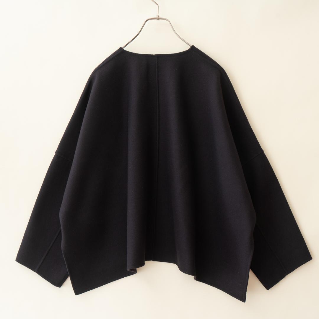 美品 ADORE アドーア ウール混 ノーカラーケープコート 黒 36