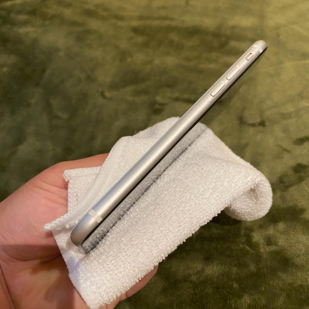 【128GB】iPhone SE 第2世代 ホワイト SIMフリー