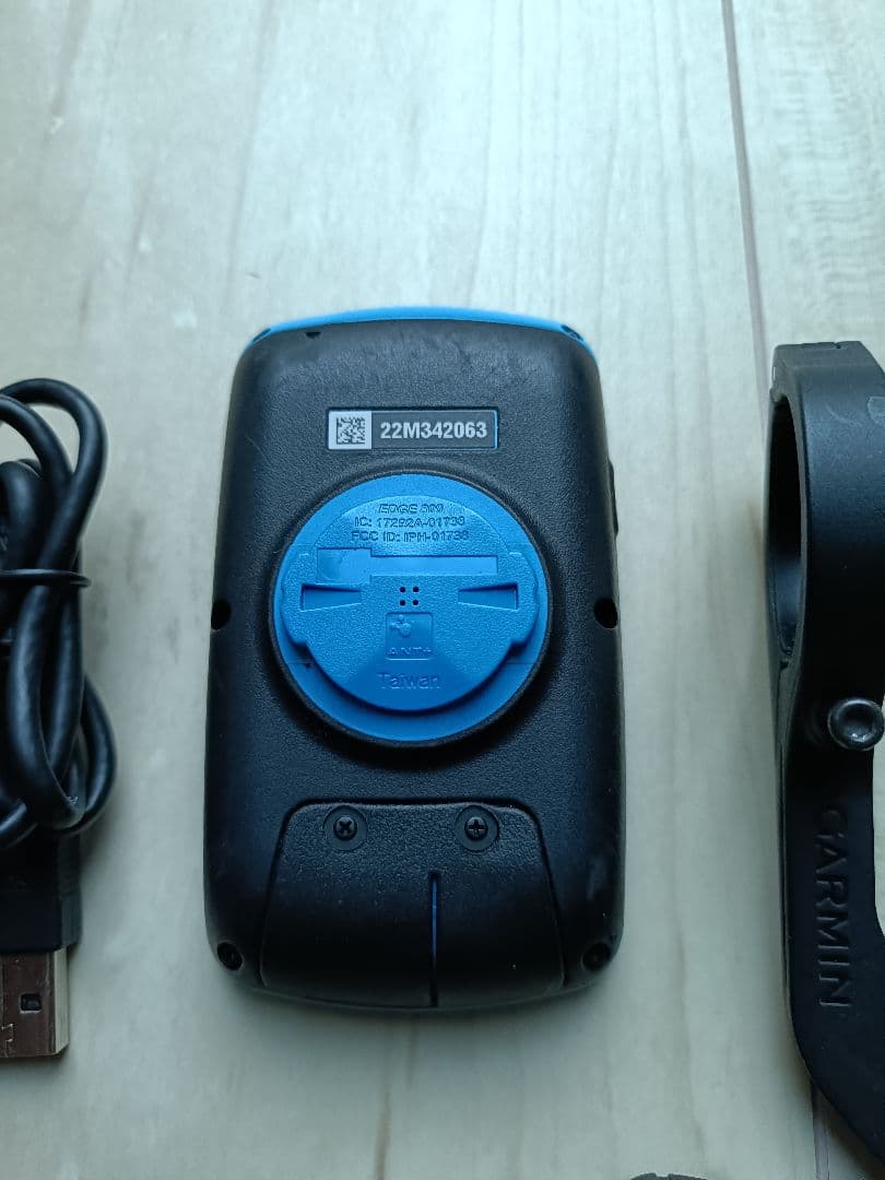 GARMIN EDGE 800 サイクルコンピューター本体、アクセサリーキット