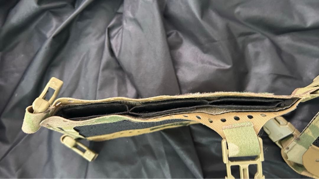 VOLK TACTICAL GEAR チェストリグ　インサート2枚付属