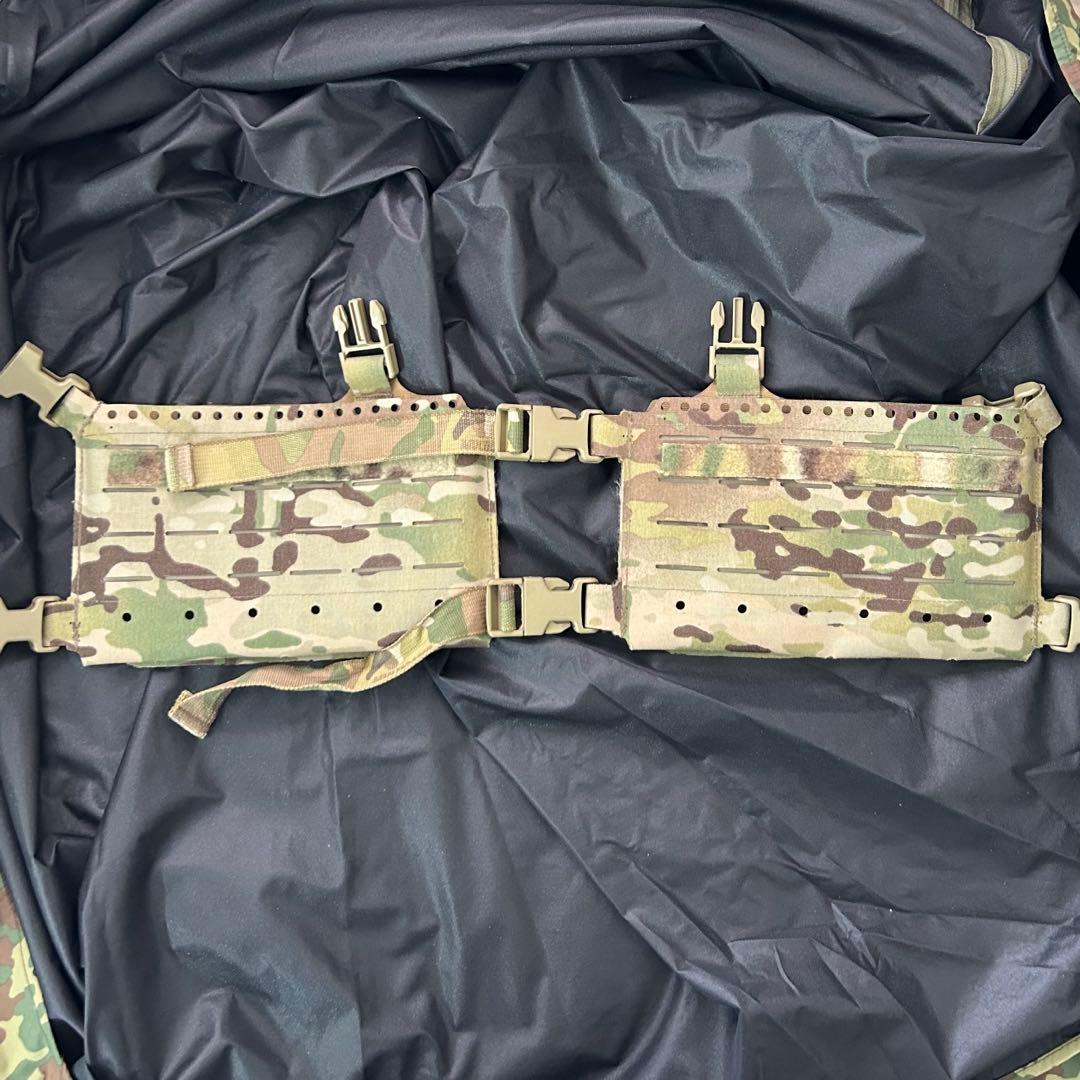 VOLK TACTICAL GEAR チェストリグ　インサート2枚付属