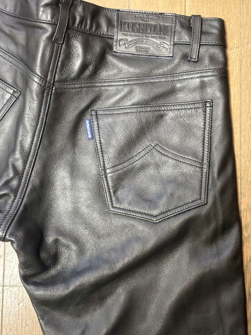 【希少・美品】クシタニ レザーパンツ L-2W 牛革 ブラック バイクライダース