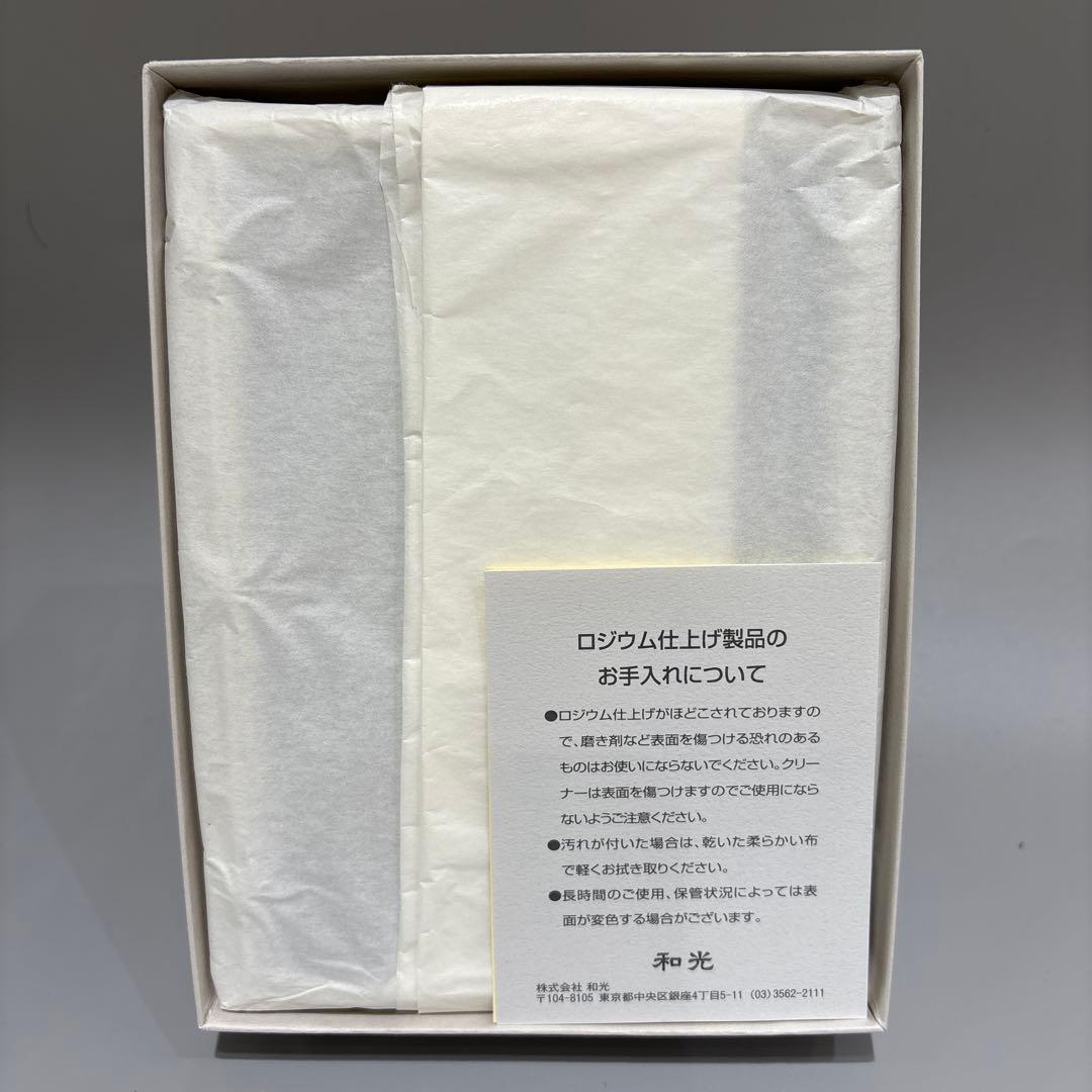 新品　銀座WAKO『プラチナフォトフレーム／スパイラル（大）2Lサイズ』