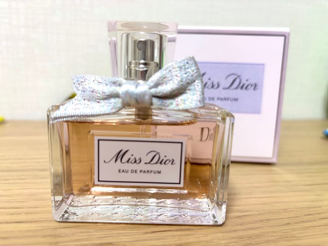 ミス ディオール オードゥ パルファン 50ml ギフトバッグ付き