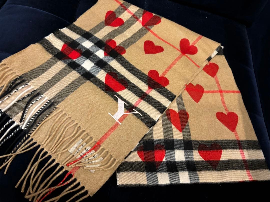 【超美品✨】Burberry ハート柄マフラー