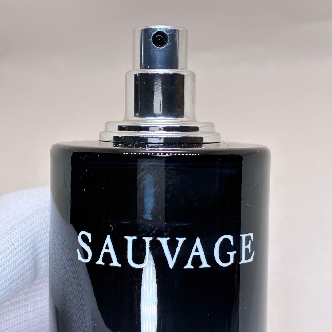 【美品】 Dior ディオール　ソヴァージュ　オードトワレ　60ml