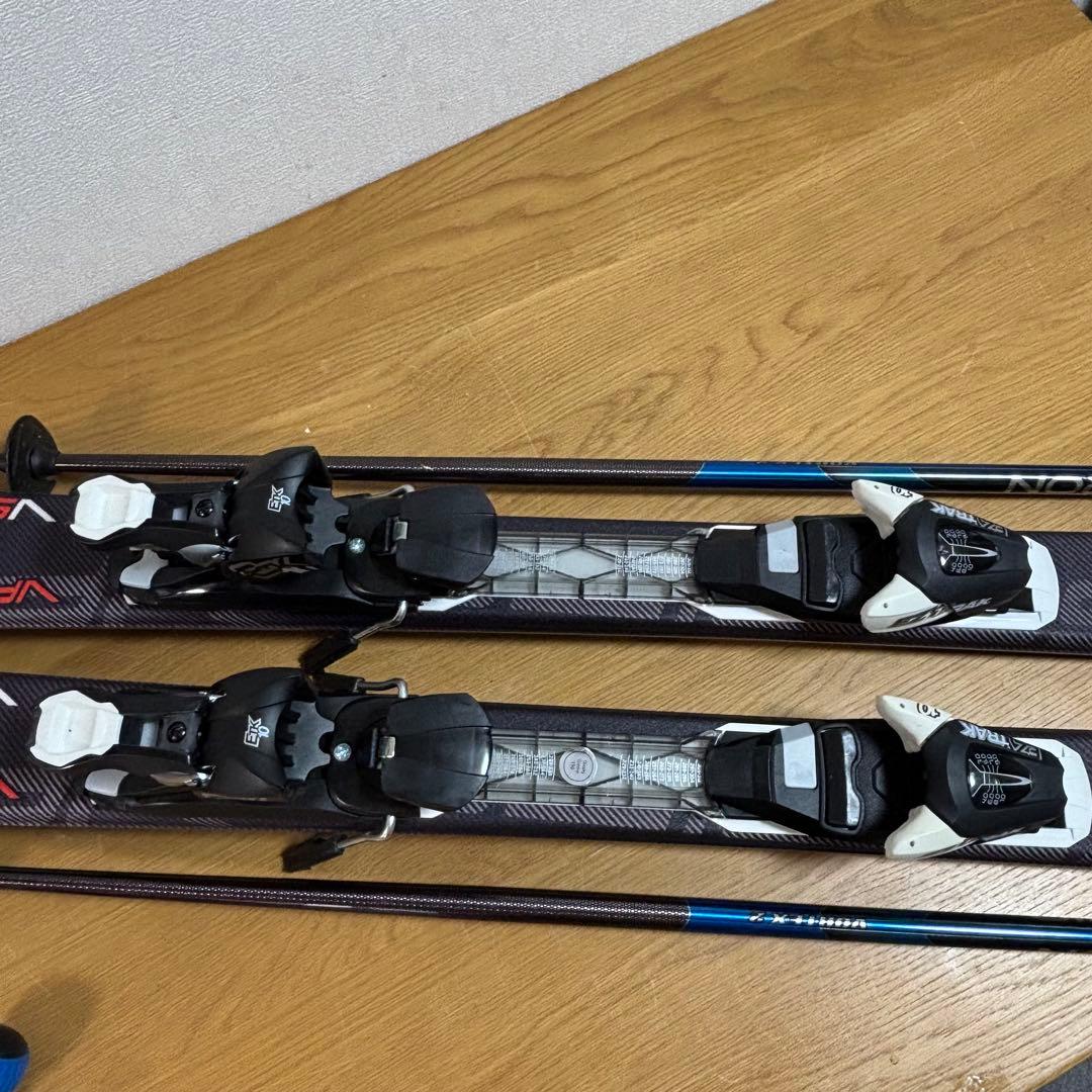 UＶ美品 GIPRONストック付　ATOMIC 152cm スキー板セット