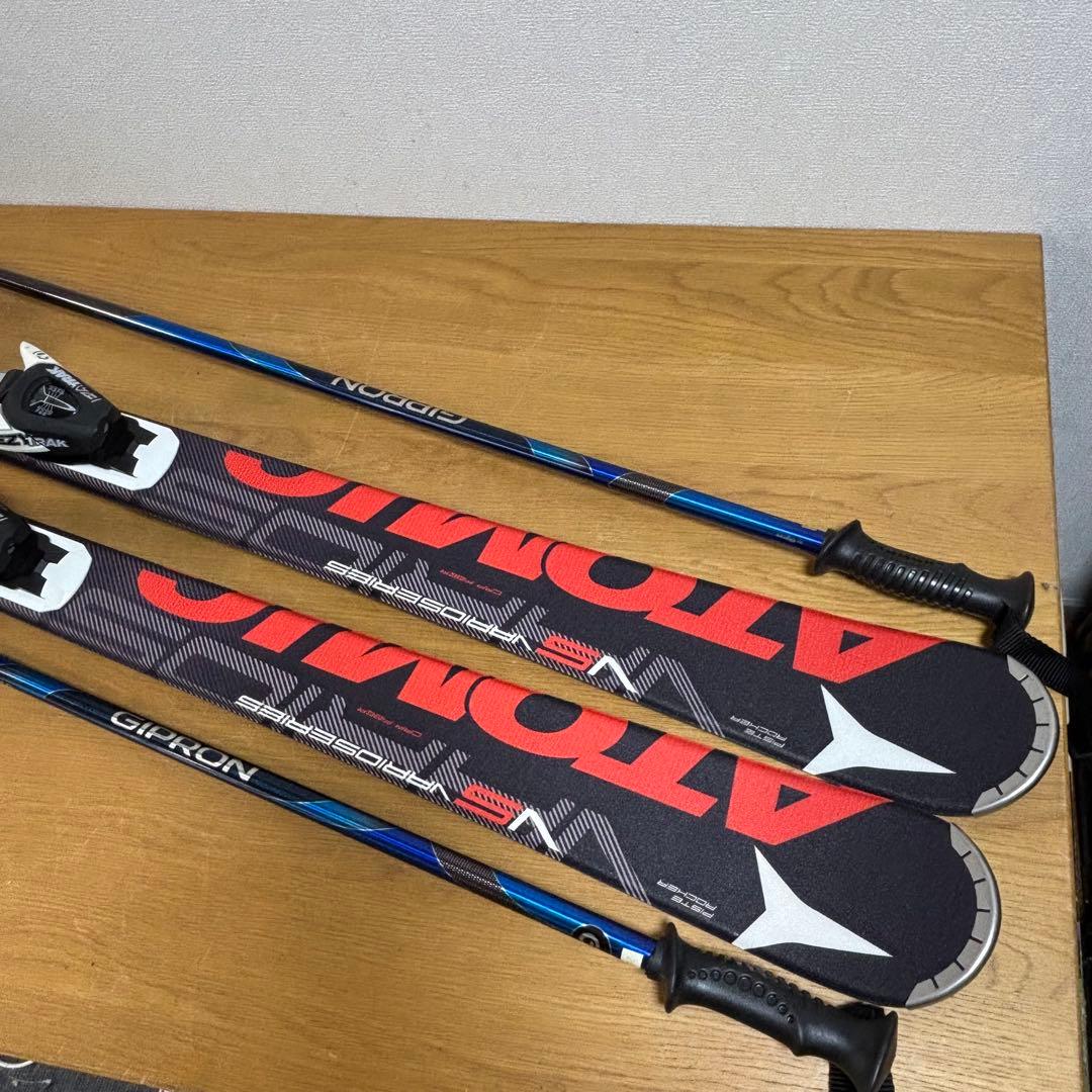 UＶ美品 GIPRONストック付　ATOMIC 152cm スキー板セット