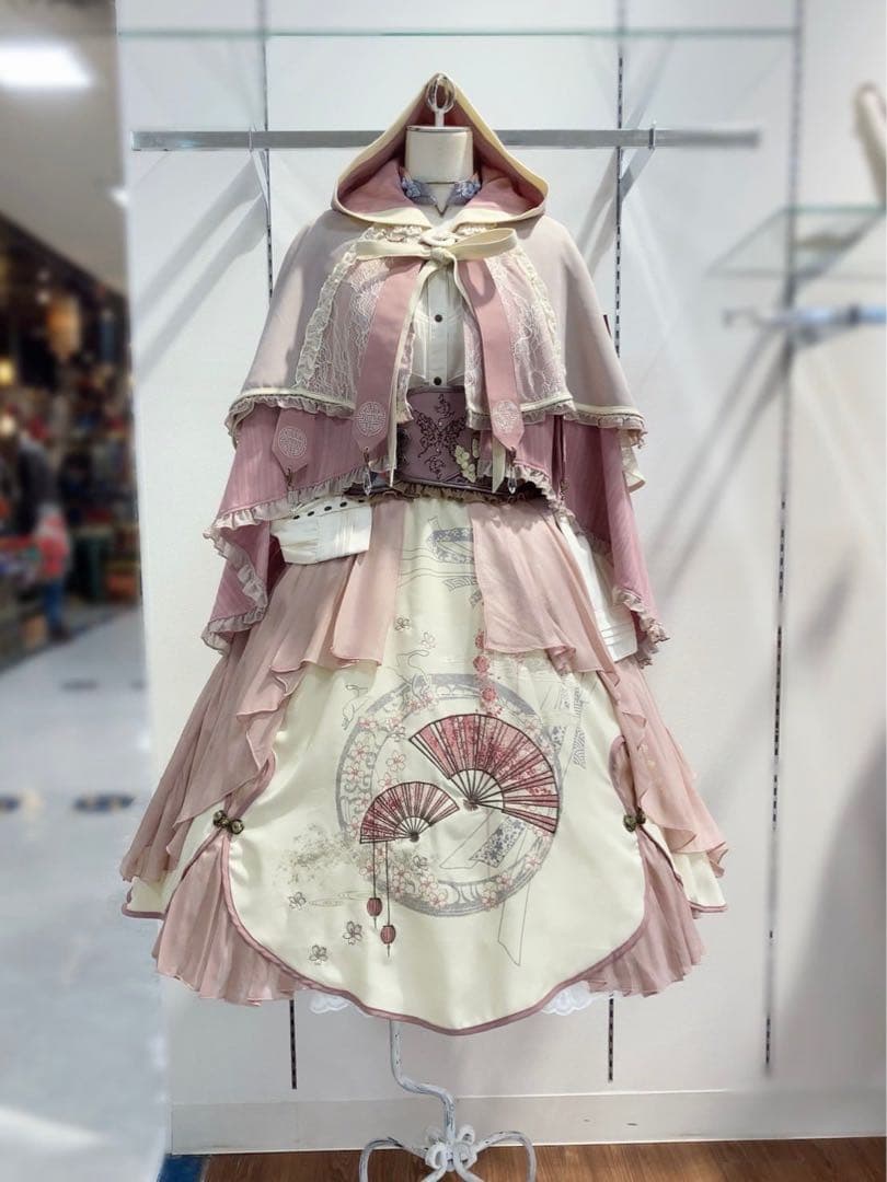 は*な様 新品　花霞の夢 スカート　ozzon