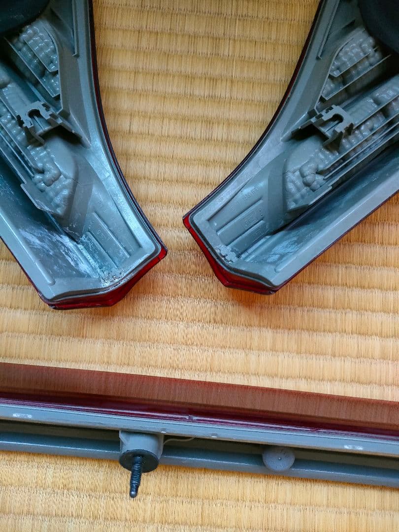 エスティマ50中期テールランプ 5点セット 赤