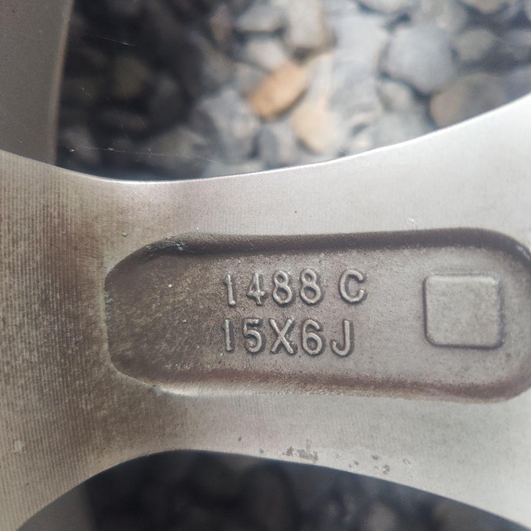 ルーミー付けたスタッドレスタイヤ　4本　175/65R15